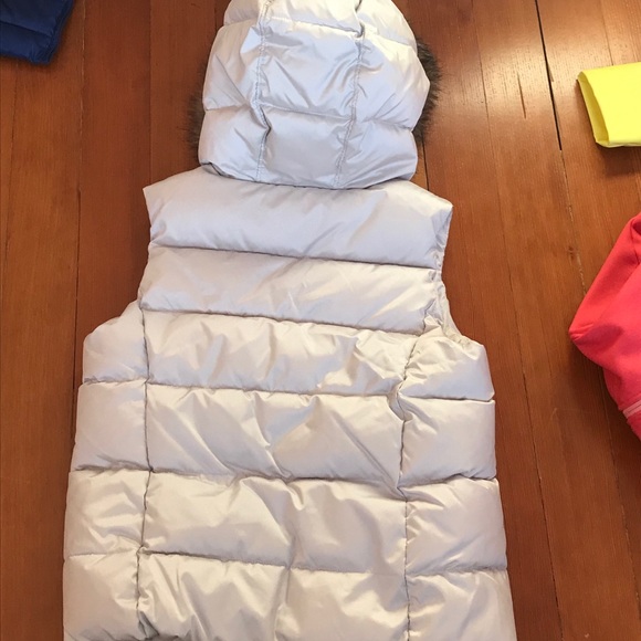 Gap Girls Polyester Vest - Picture 2 of 7